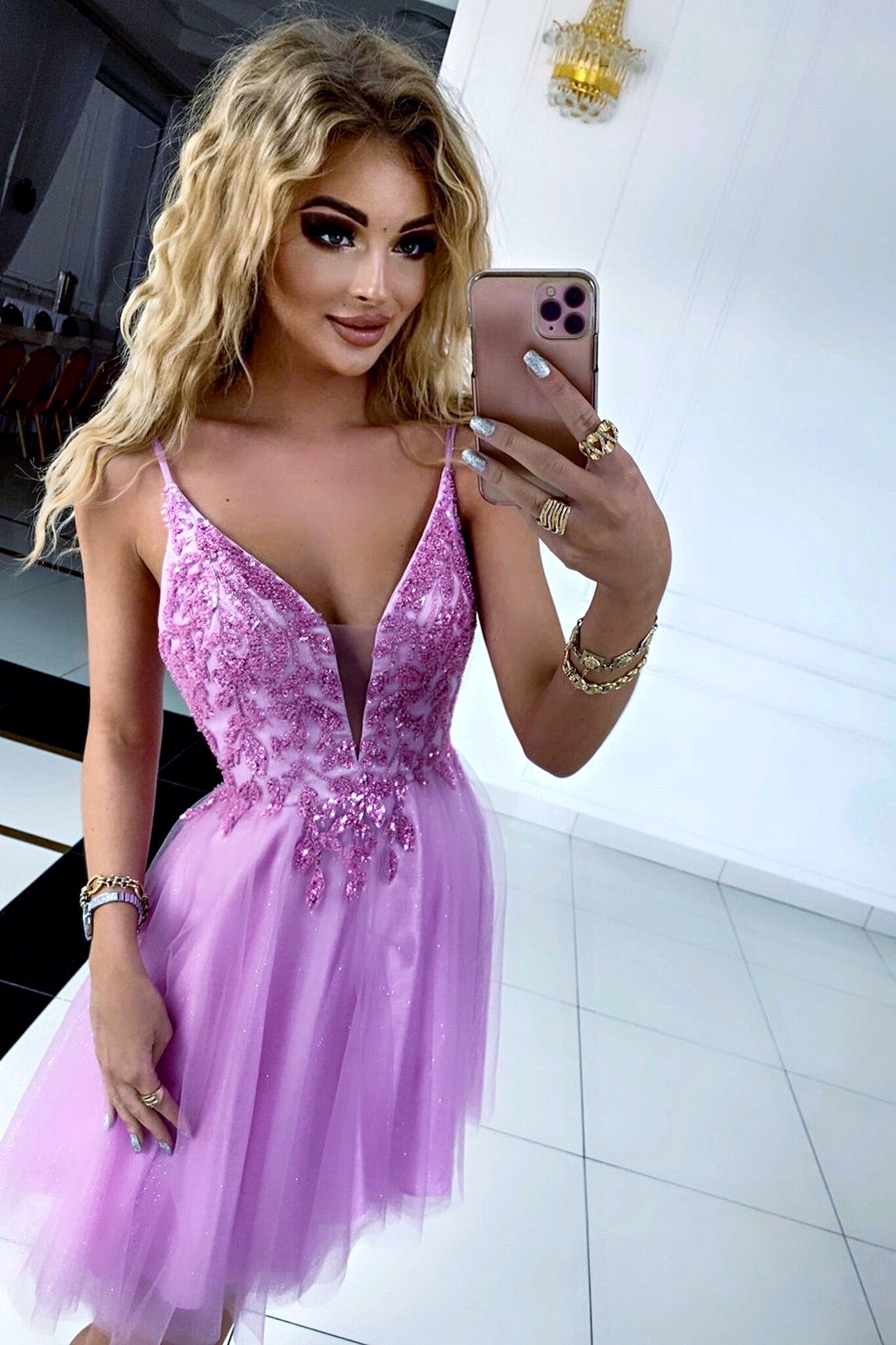 Abito corto svasato princess rosa accesso con corpetto in perline e gonna in tulle glitterato
