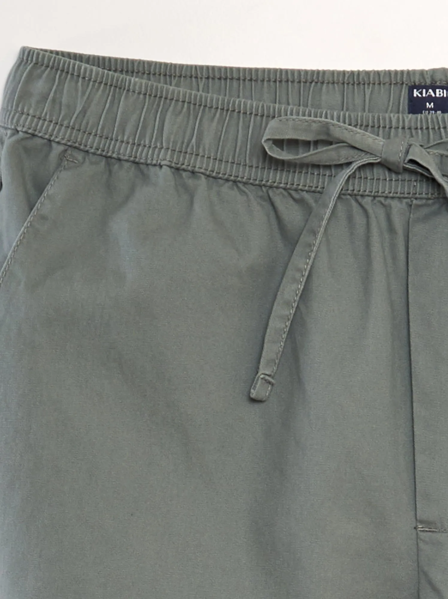 Bermuda chino con vita elasticizzata - VERDE