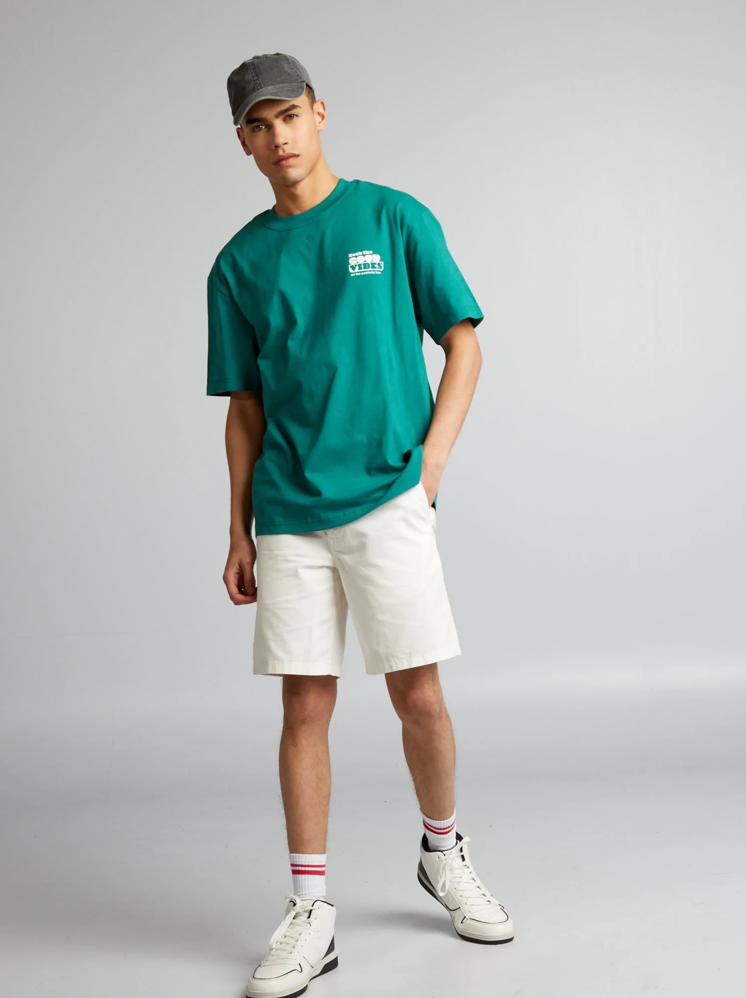 Bermuda chino in twill - BIANCO