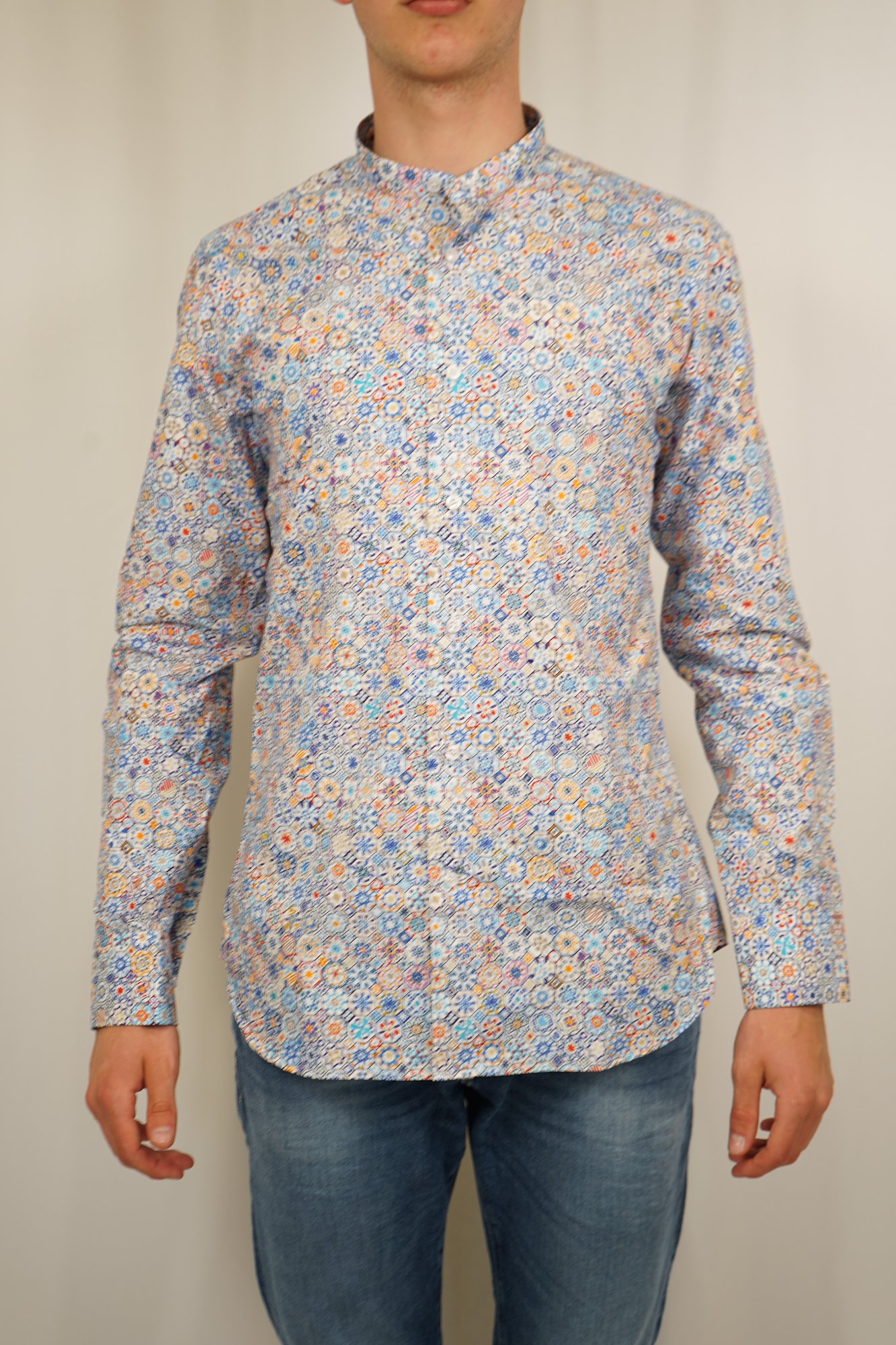 Camicia coreana Universo