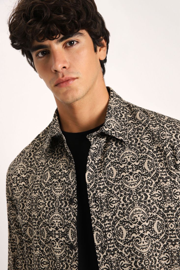 Camicia fantasia barocca con colletto classico