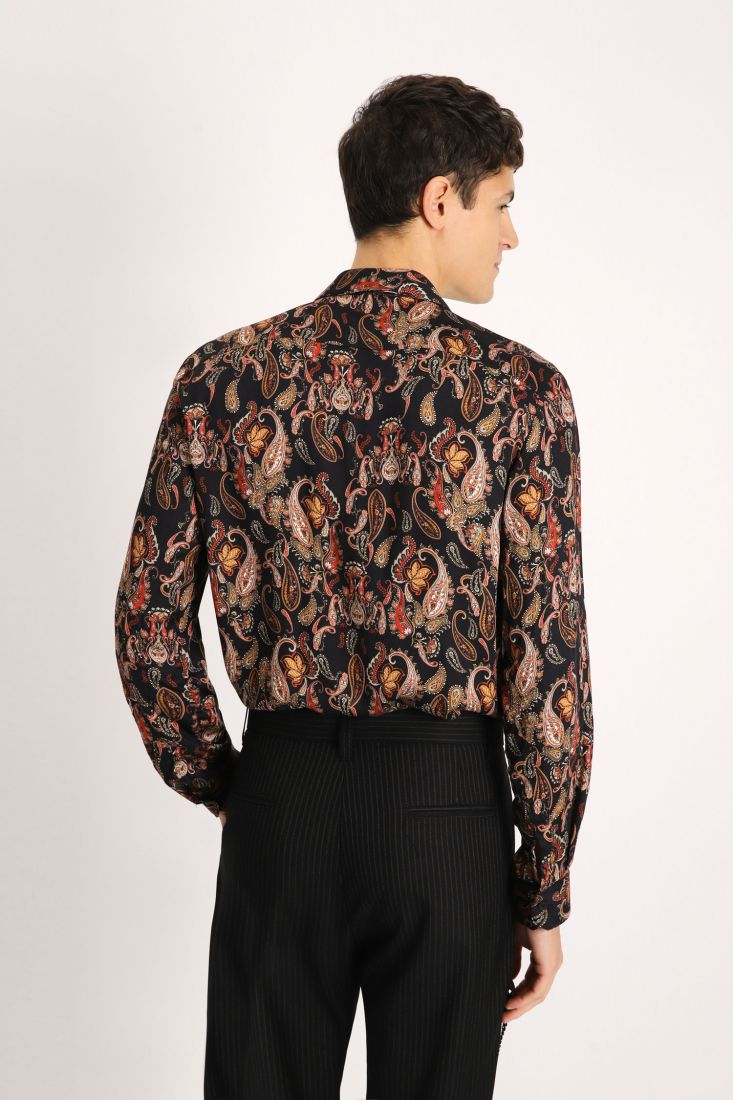 Camicia fantasia paisley con colletto classico