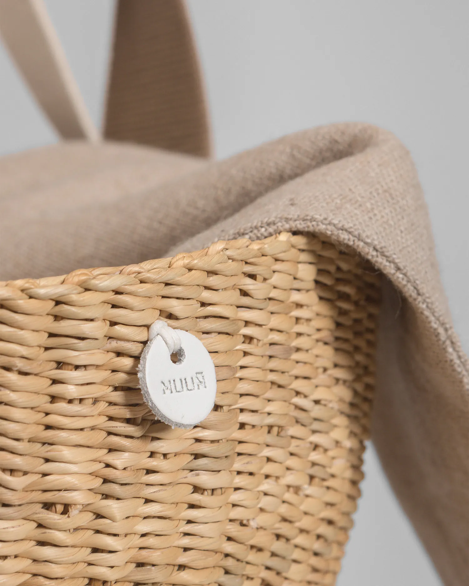 Cestino intrecciato da donna Muun Abby abbylinnbenat-beige