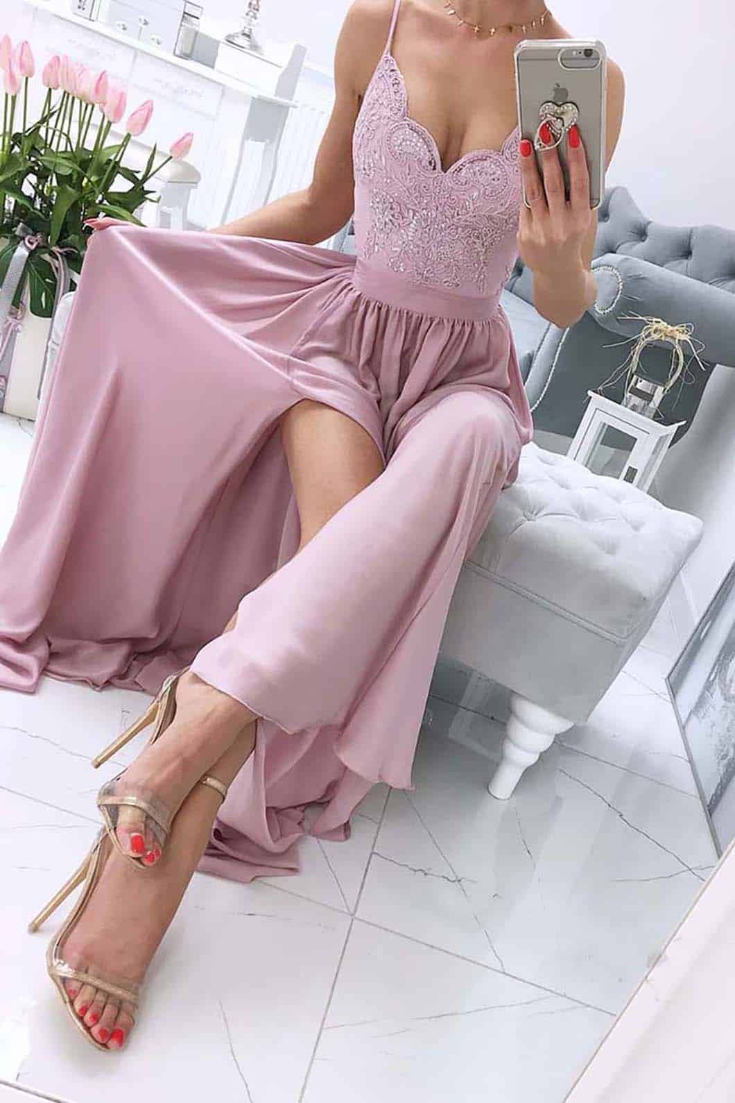 Elegante abito da cerimonia con gonna in raso e corpino ricamato (rosa cipria)
