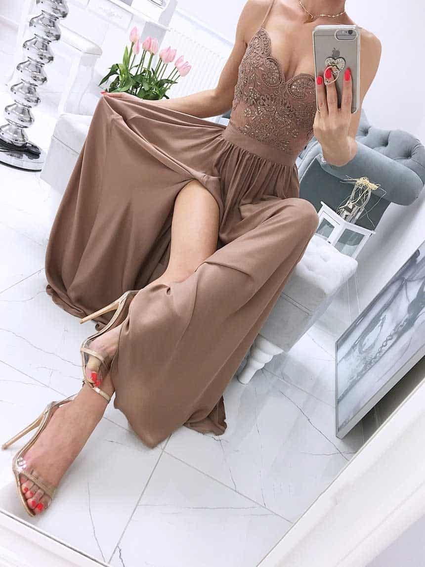 Elegante abito da cerimonia in leggero raso tipo seta