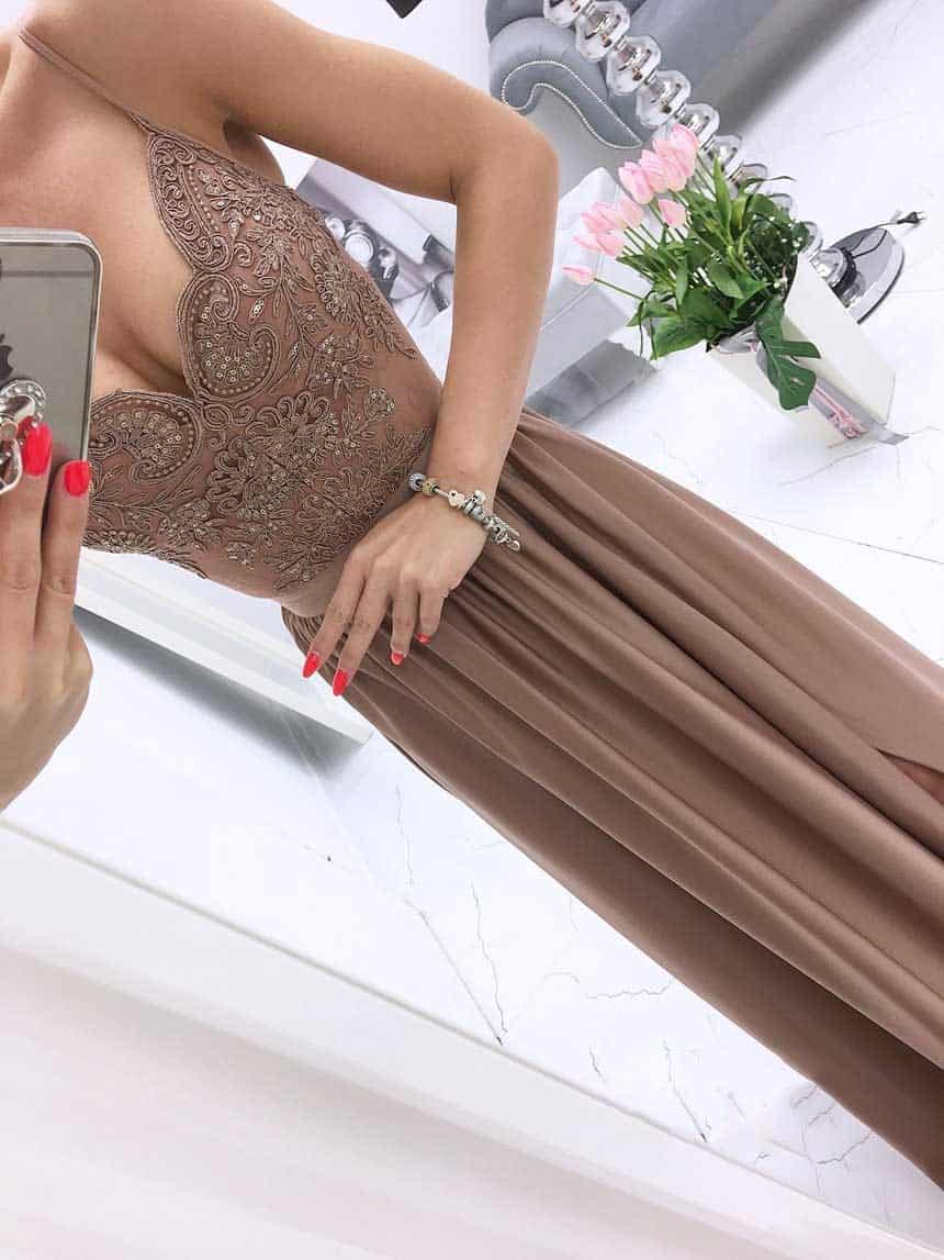 Elegante abito da cerimonia in leggero raso tipo seta