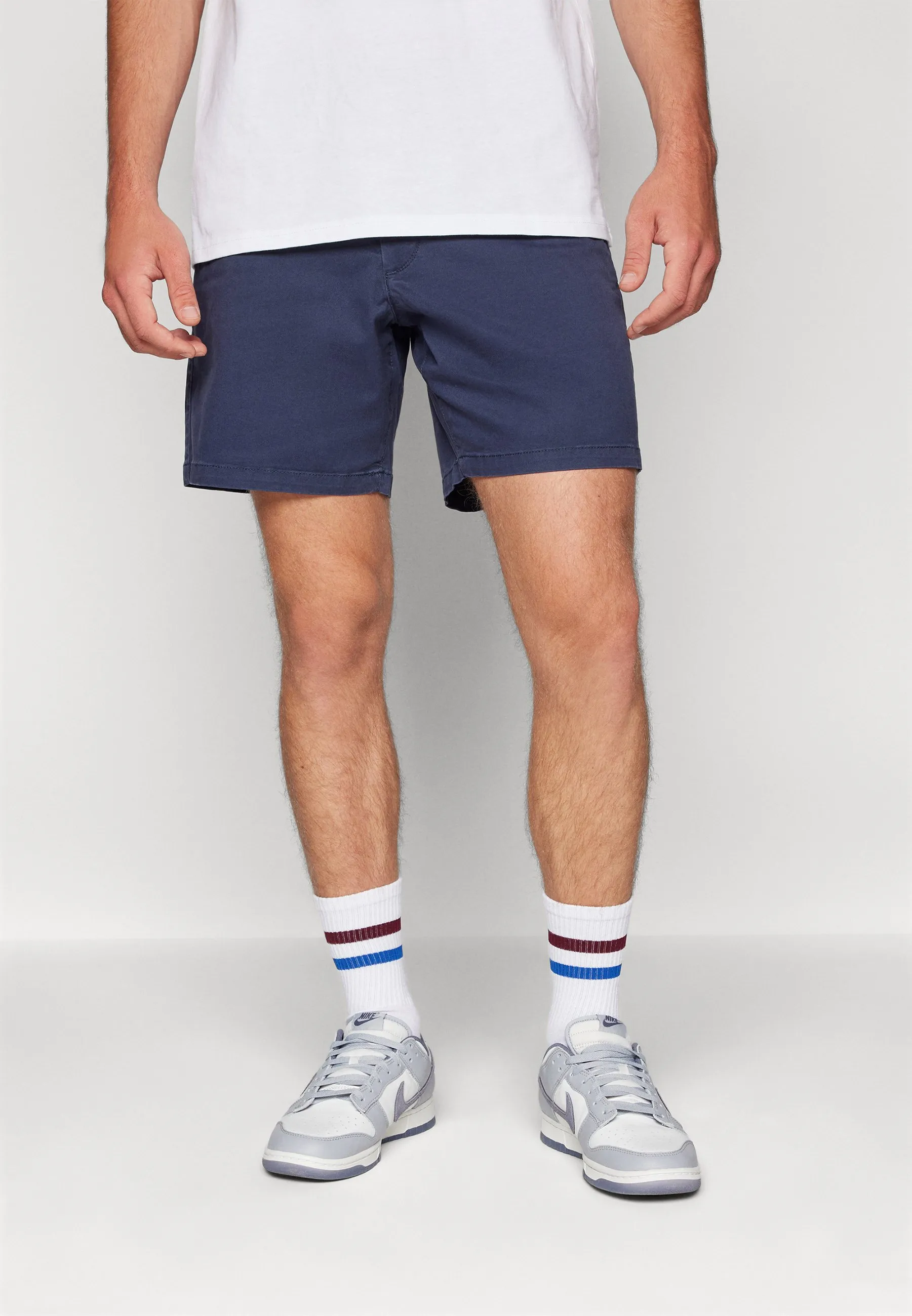 ESSENTIAL - Shorts