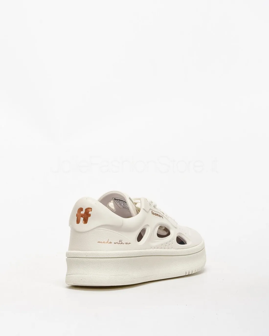 ---------------  ---------------  ---------------  ---------------  --------------Foamers Sneakers White------