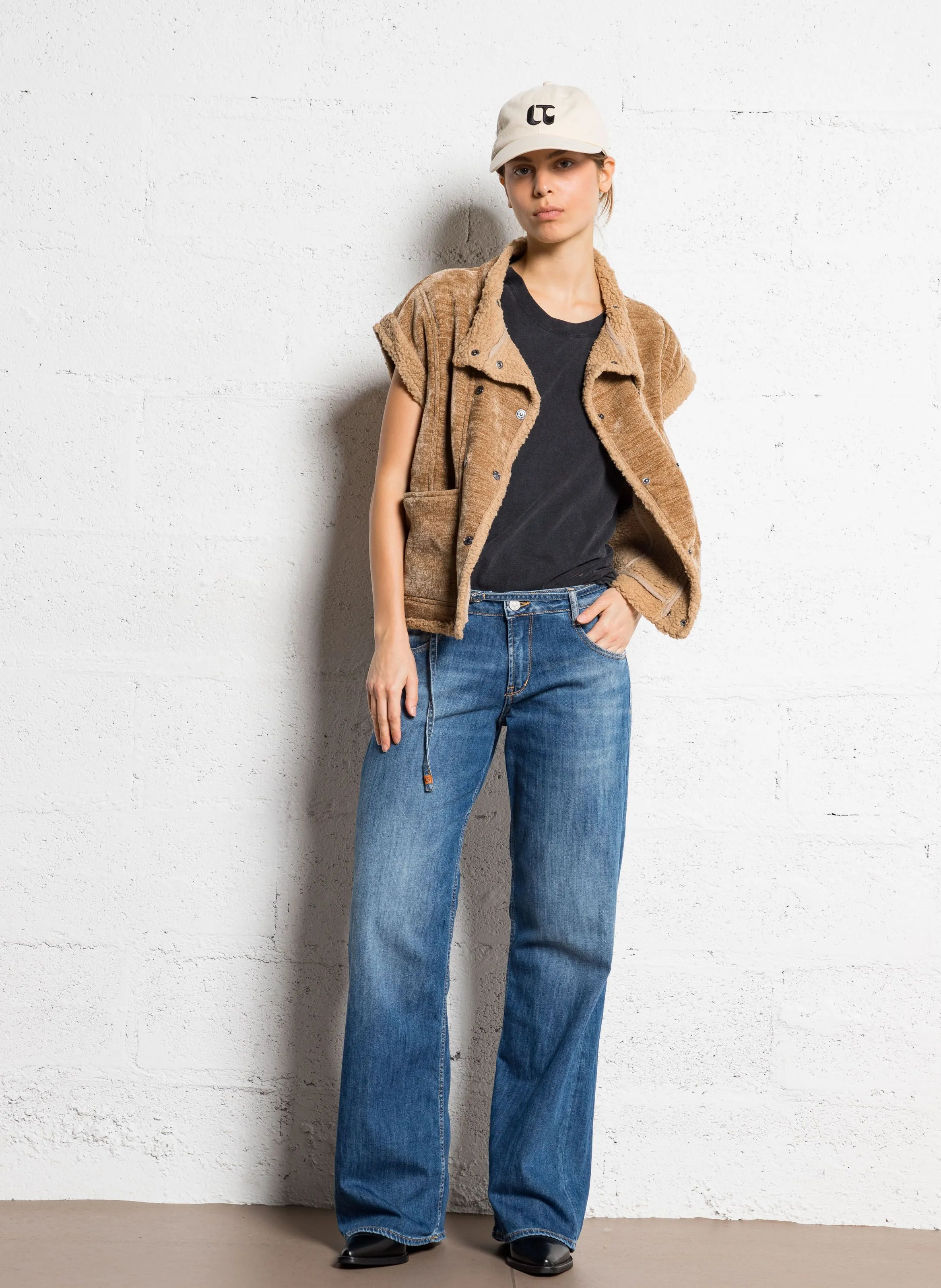  LE TEMPS DES CERISES   FUJI - Giacca smanicata effetto shearling | Marrone