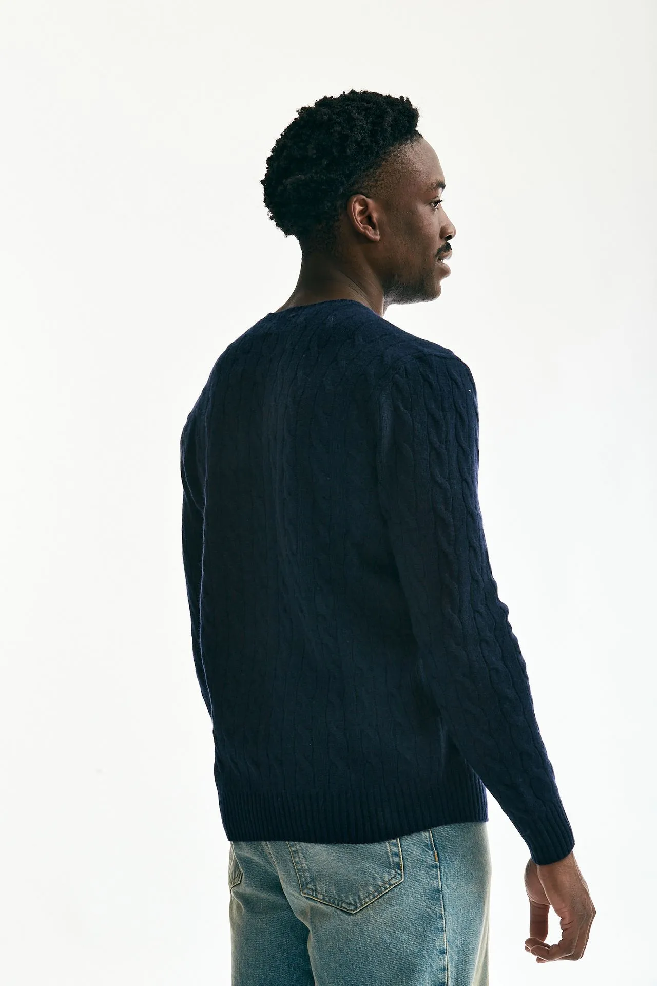 Maglia lana/cashmere a trecce blu 