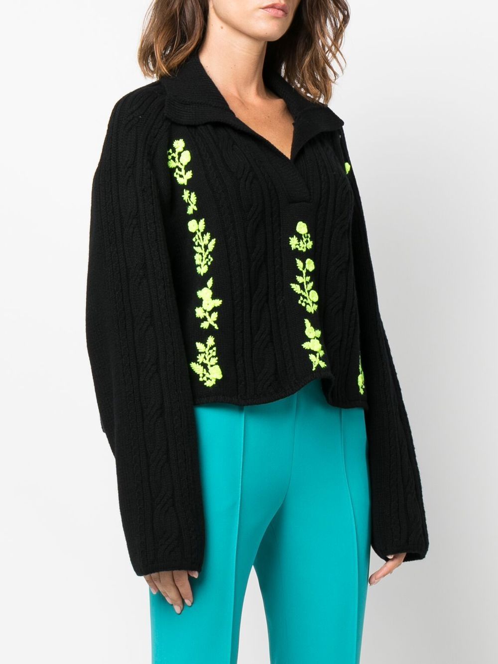 maglione con ricamo floreale