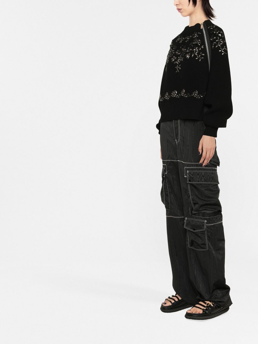 maglione con ricamo