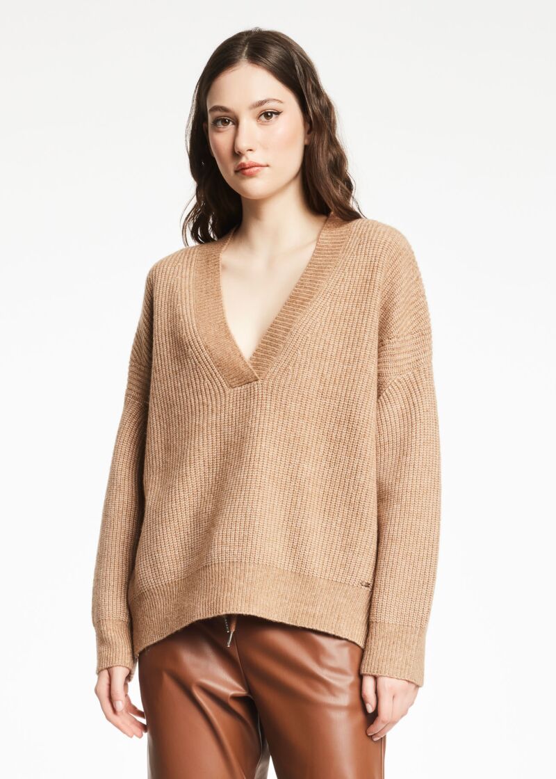 Maglione con scollo a V