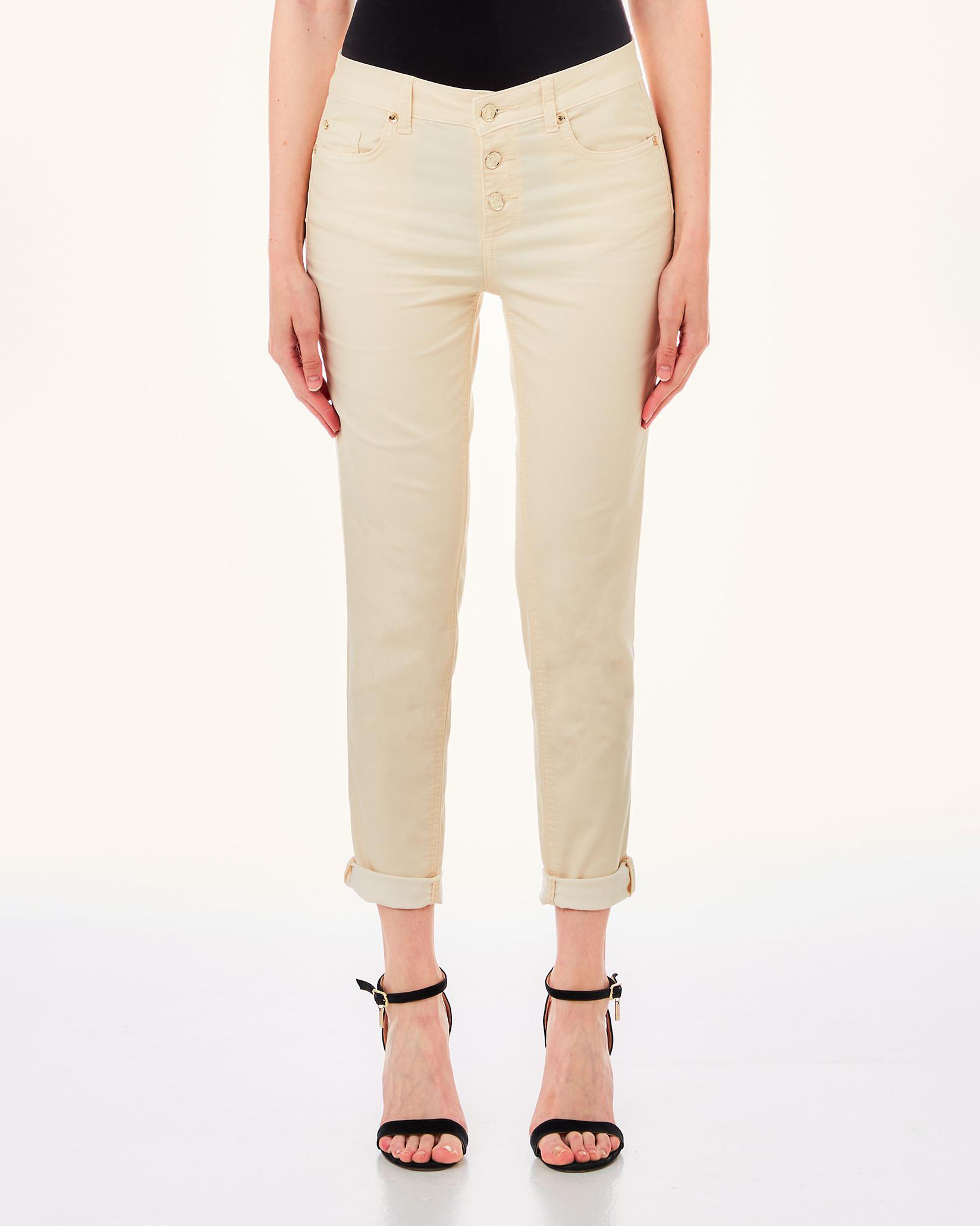 Pantaloni color crema in misto cotone con bottoni a vista dorati con logo