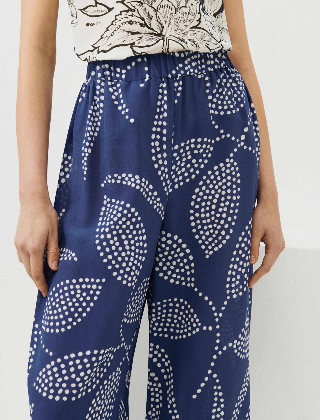 Pantaloni MONOCROME