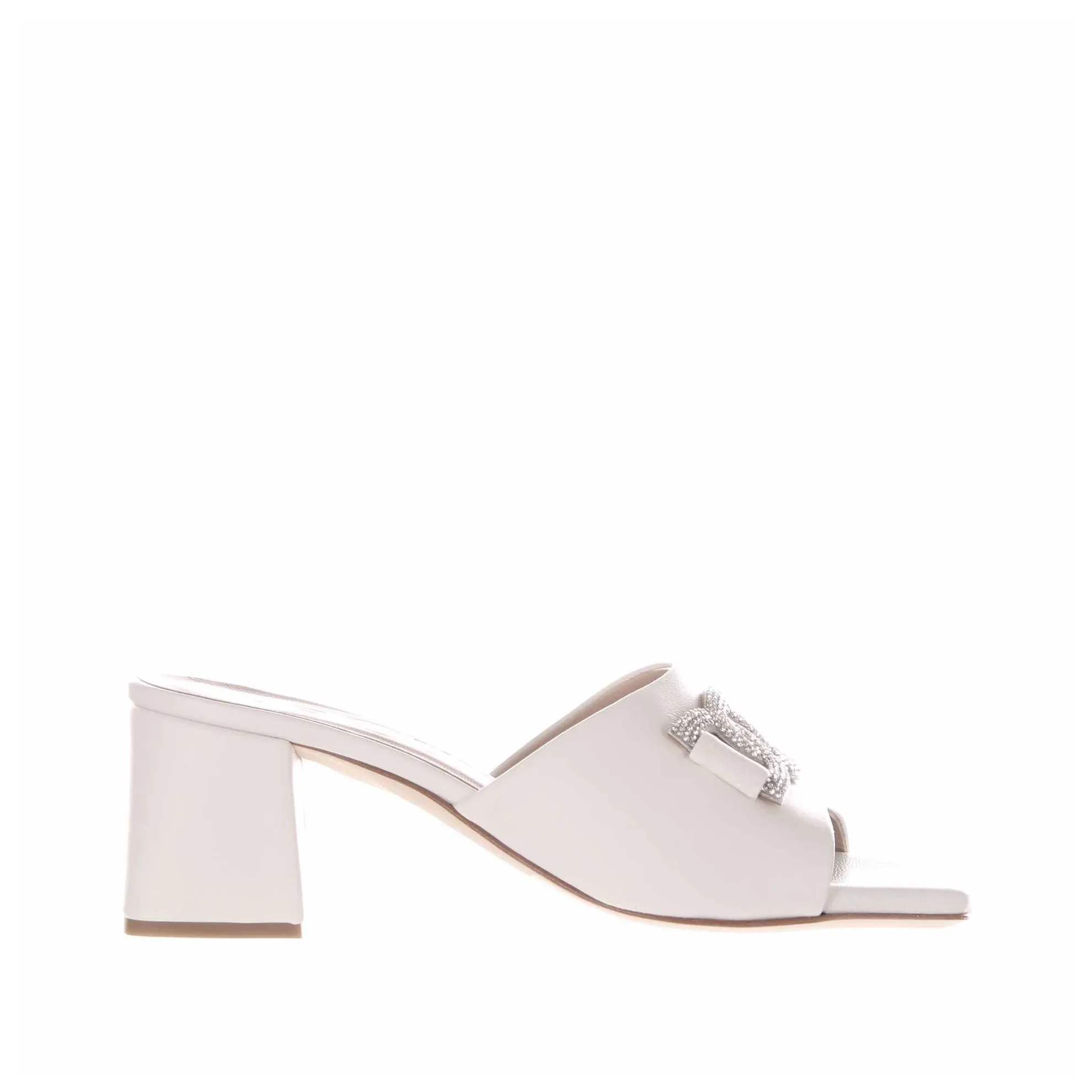 Sabot in nappa con decorazione di strass
