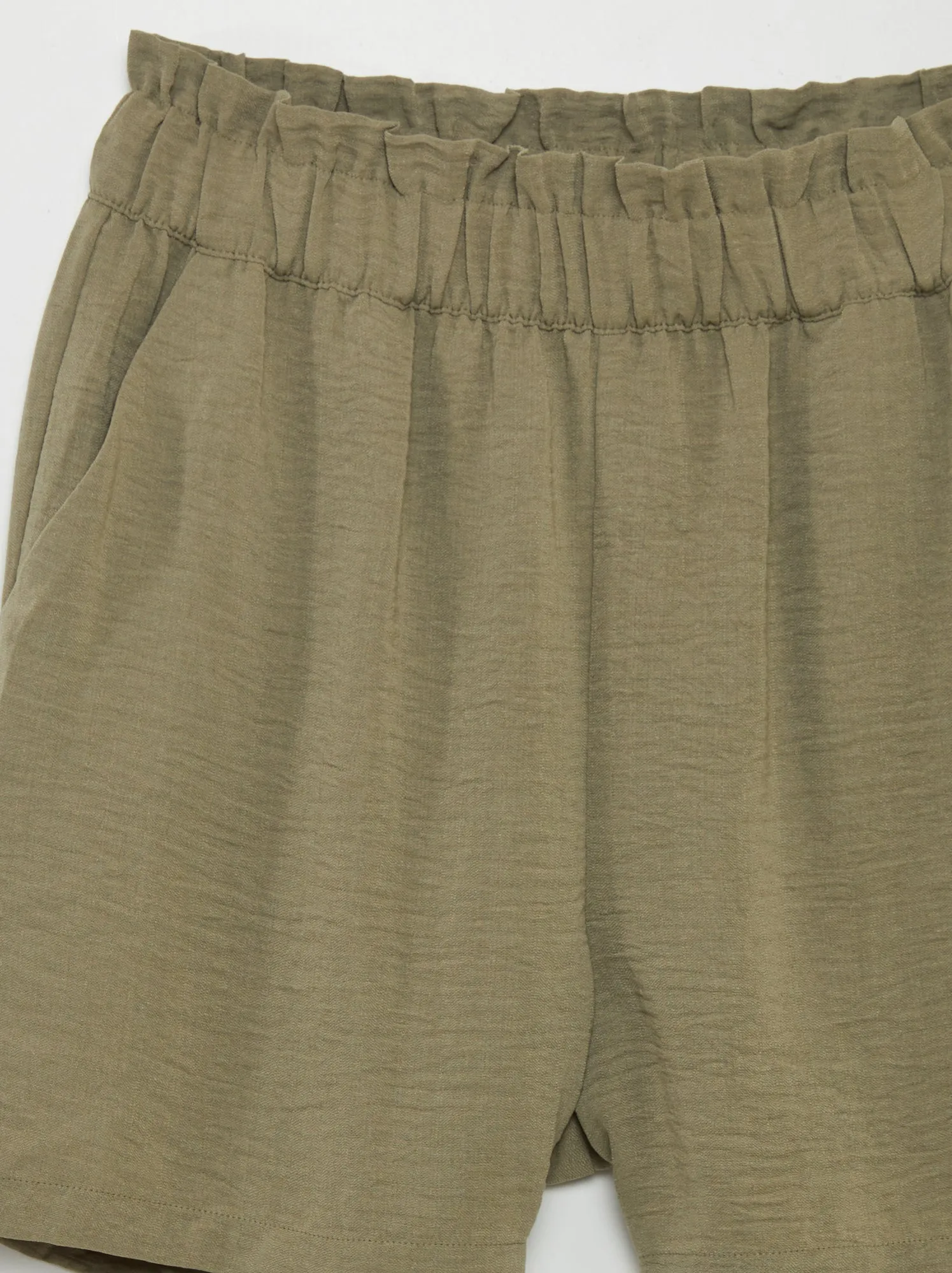 Shorts morbidi 'JDY' - KAKI