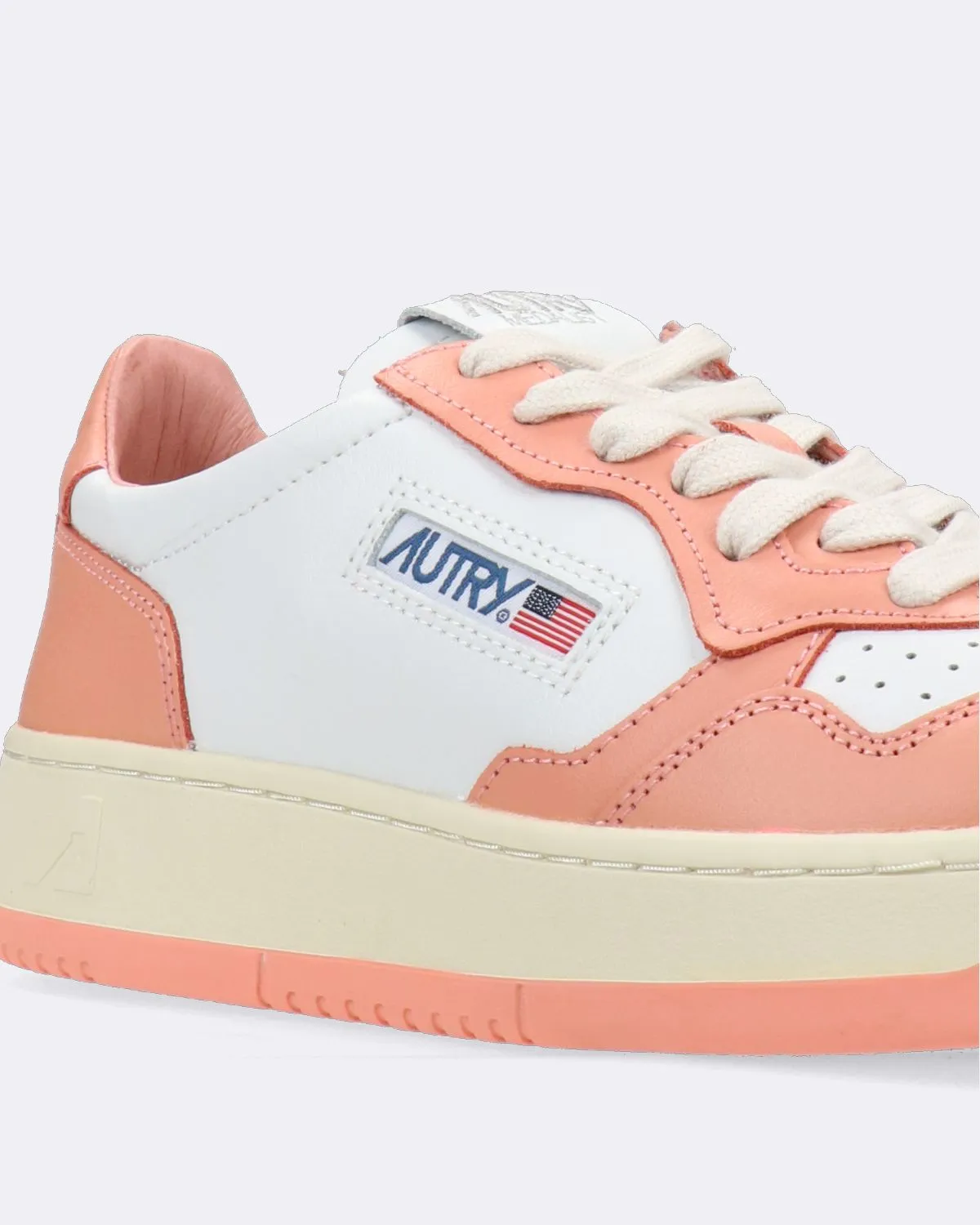 Sneakers Basse Medalist Bianche e Salmone
