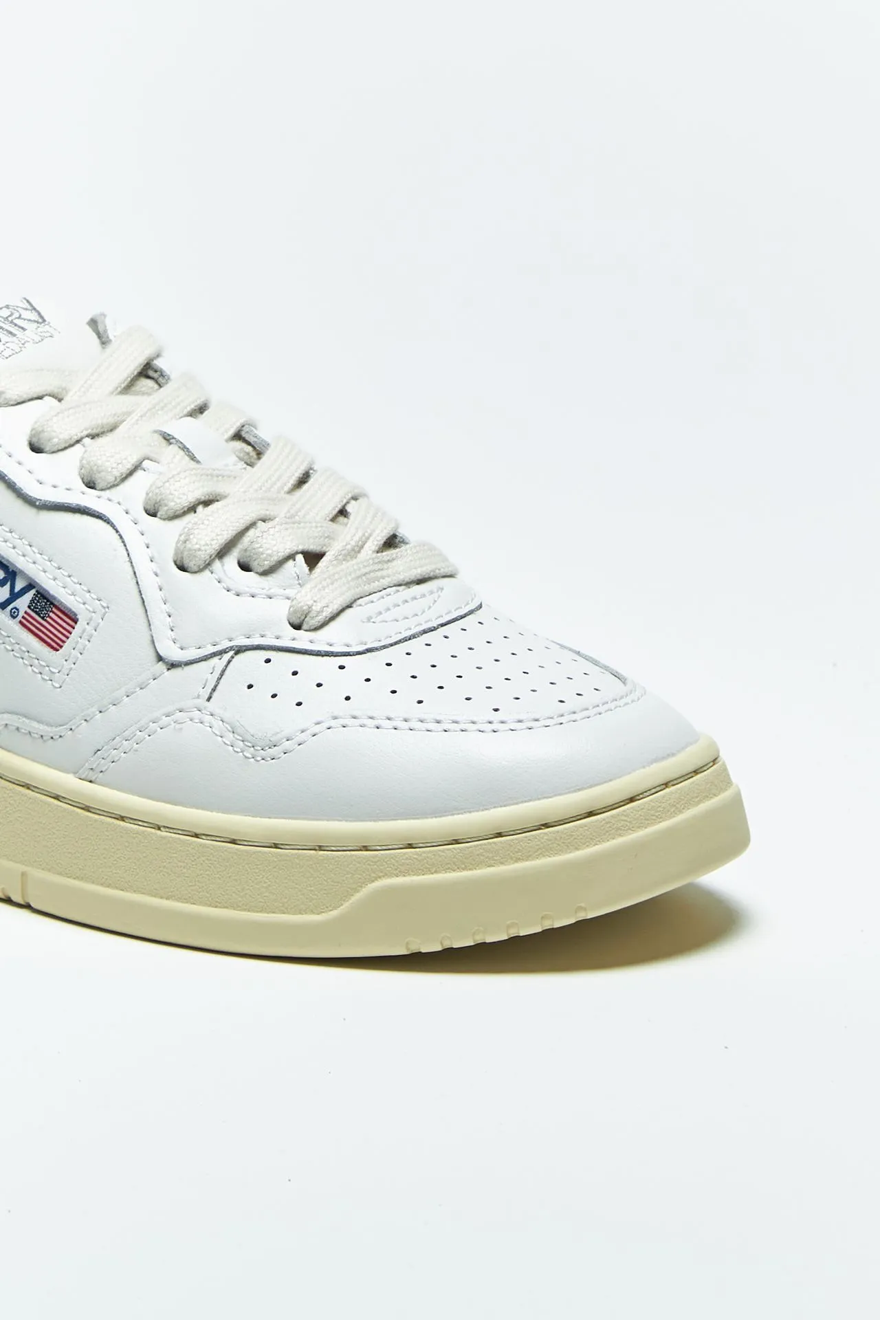 Sneakers MEDALIST LOW AULW-LL16 