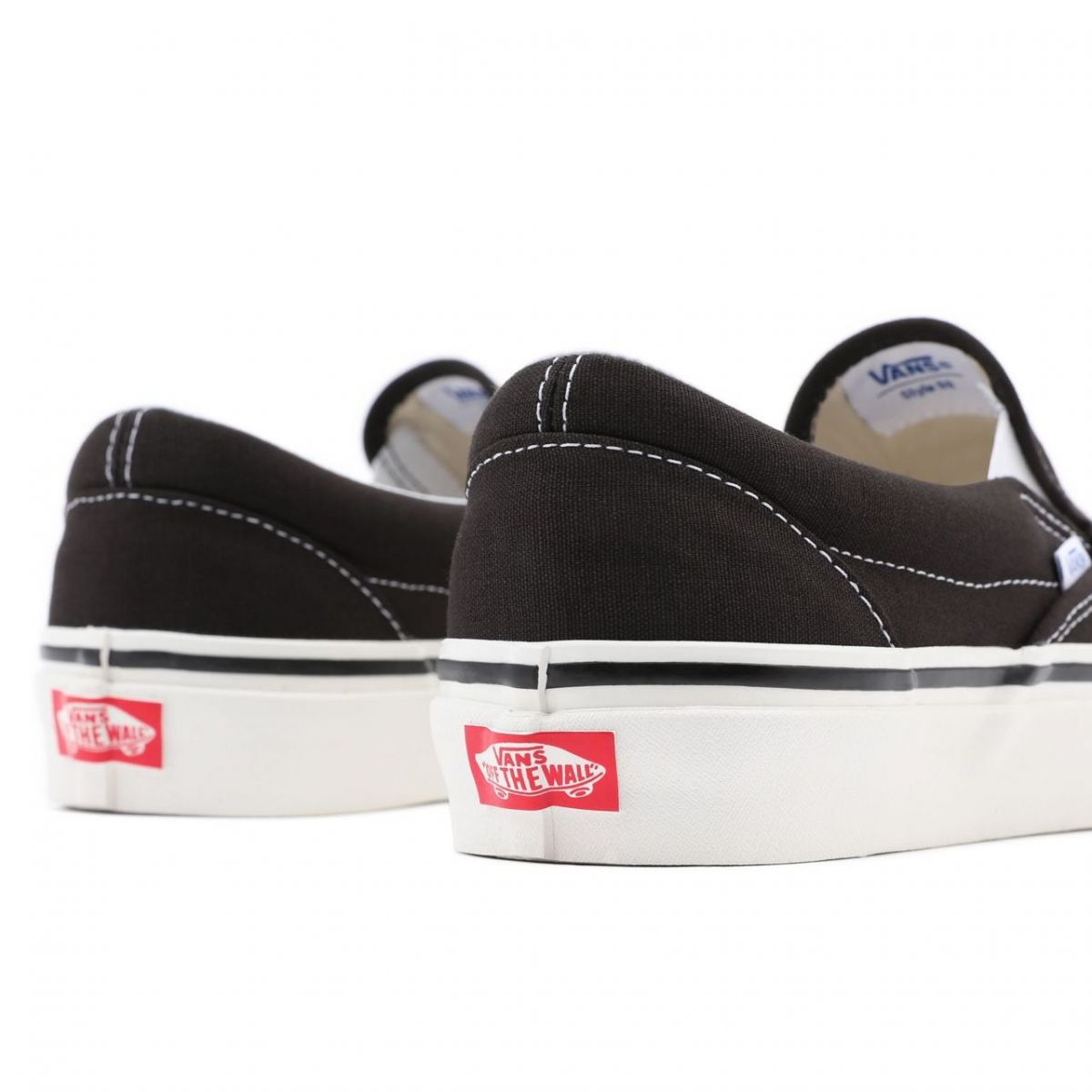 SNEAKERS Uomo VANS PREMIUM CLASSIC SLIP-ON9 - VN0A3JEX UDA1 BLACK