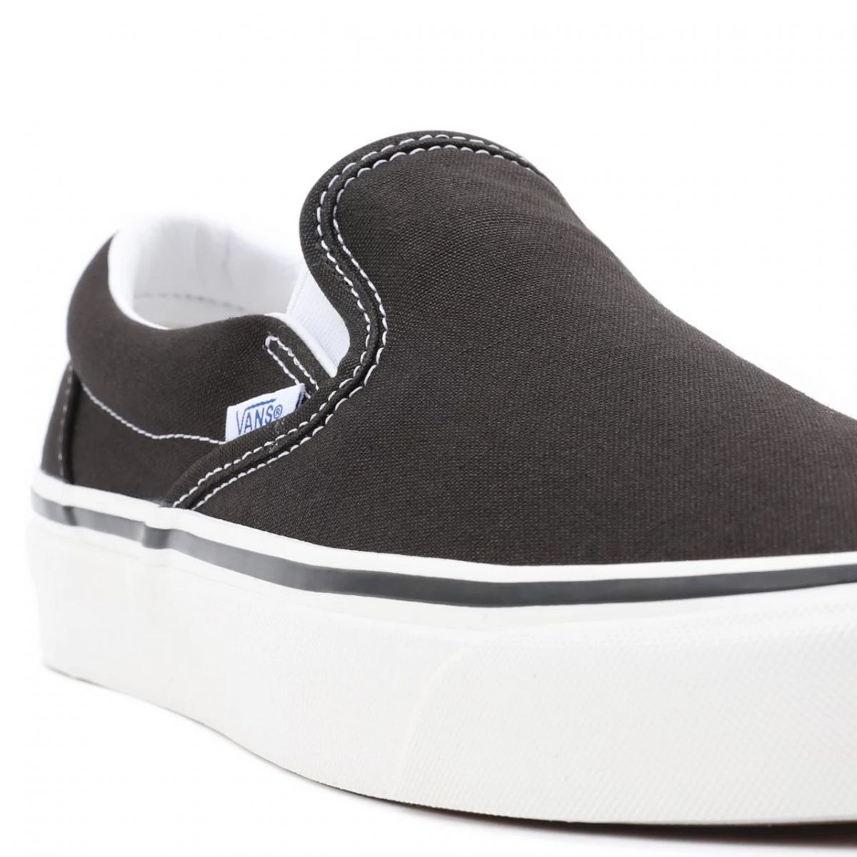 SNEAKERS Uomo VANS PREMIUM CLASSIC SLIP-ON9 - VN0A3JEX UDA1 BLACK
