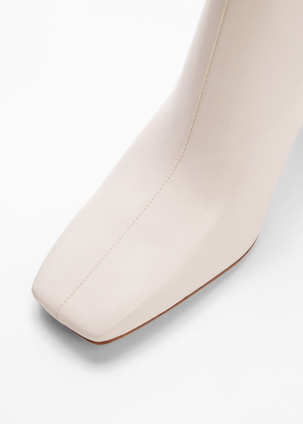 Stivaletti zip tacco